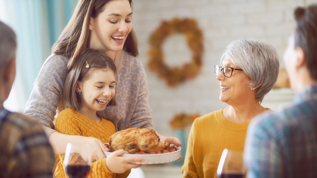8 Tricks to a Trouble-free Thanksgiving with Kids